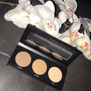 Brand new contour kit 🤗